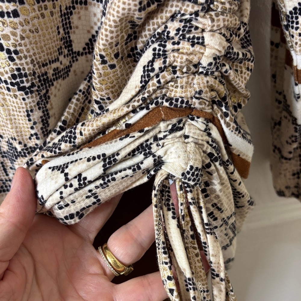 Ruby Rd. Snake Print Top With Coordinating Marc N… - image 4